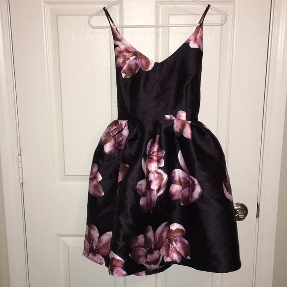 Babydoll Floral Print Party Dress - Picture 1 of 5